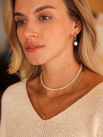 Isabella | Aretes de aro con perla