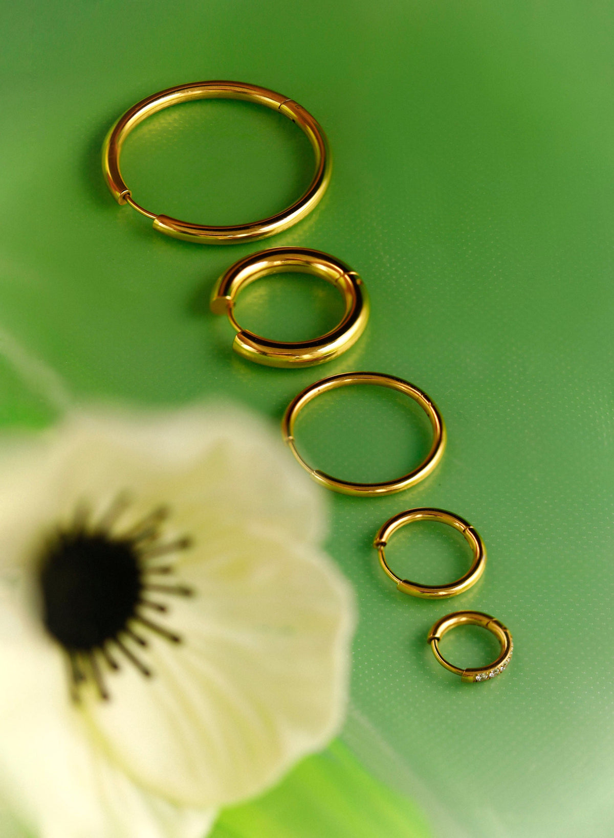 Lucía | Aretes de aro minimalistas