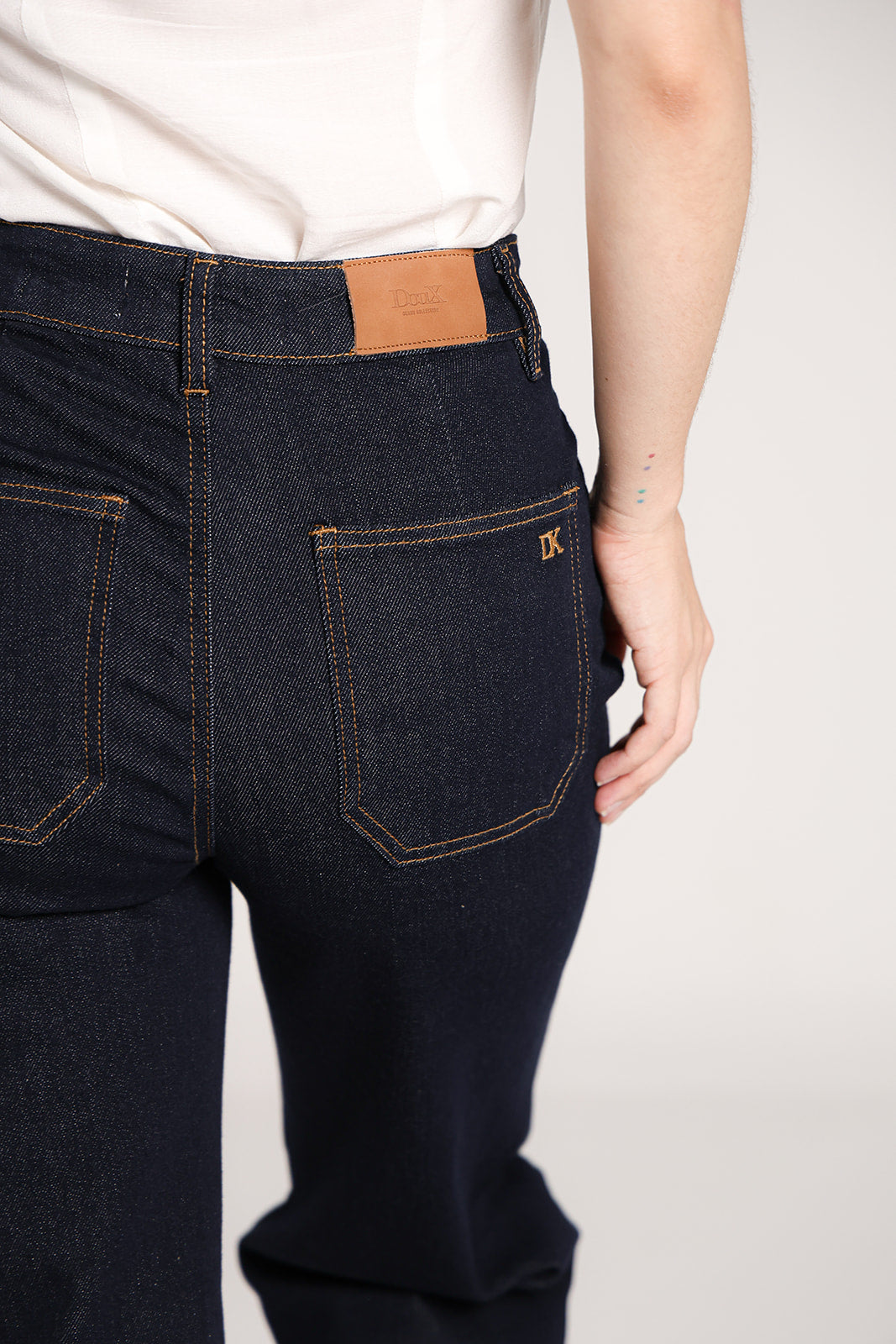 Lucía | Pantalón wide leg mezclilla azul oscuro