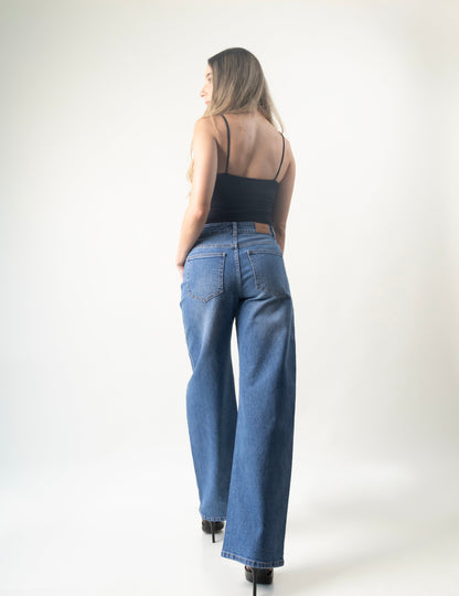 Renata | Barrel jeans con brillos