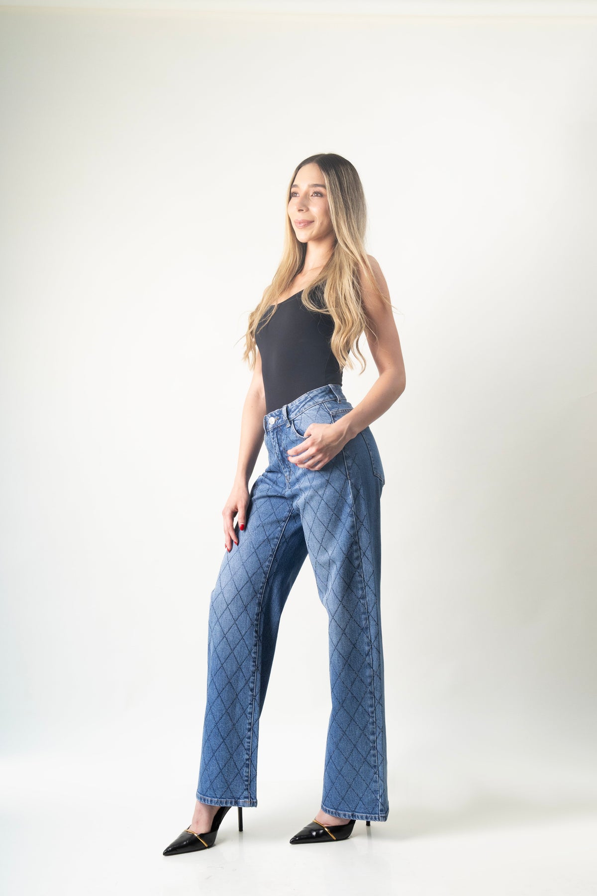 Renata | Barrel jeans con brillos