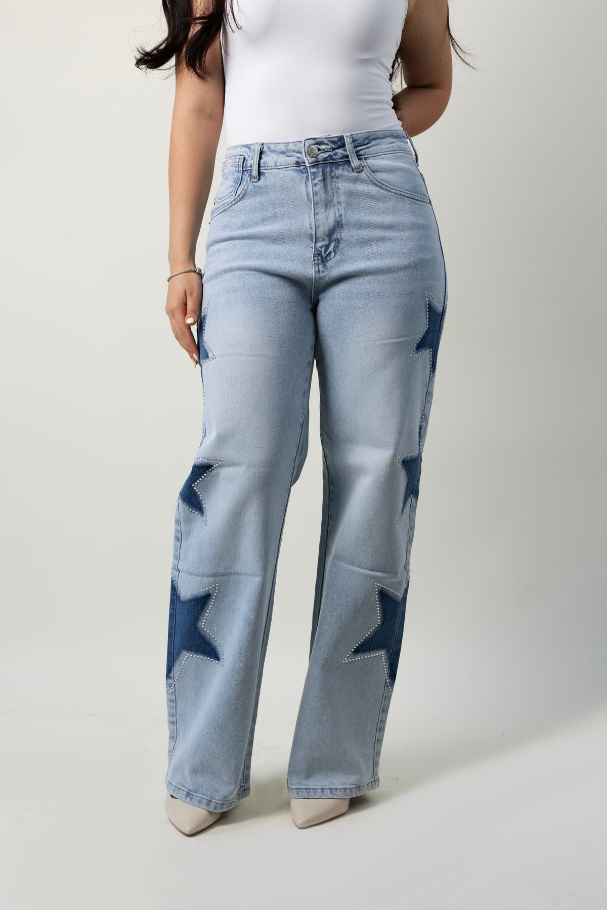 Brisa | Barrel jeans azul claro con estrellas y brillos