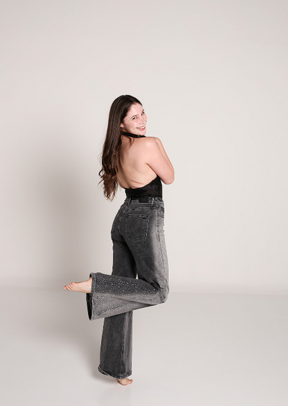 Greta | Jeans flare gris con brillos laterales