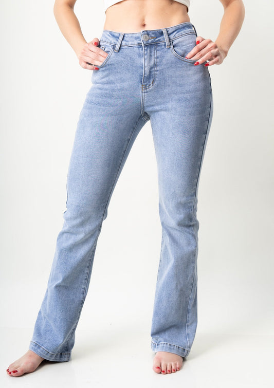 Alejandra | Jeans flare azul claro