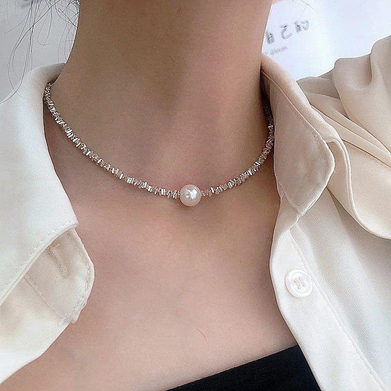 DELACROIX | COLLIER ÉLÉGANT AVEC PERLES