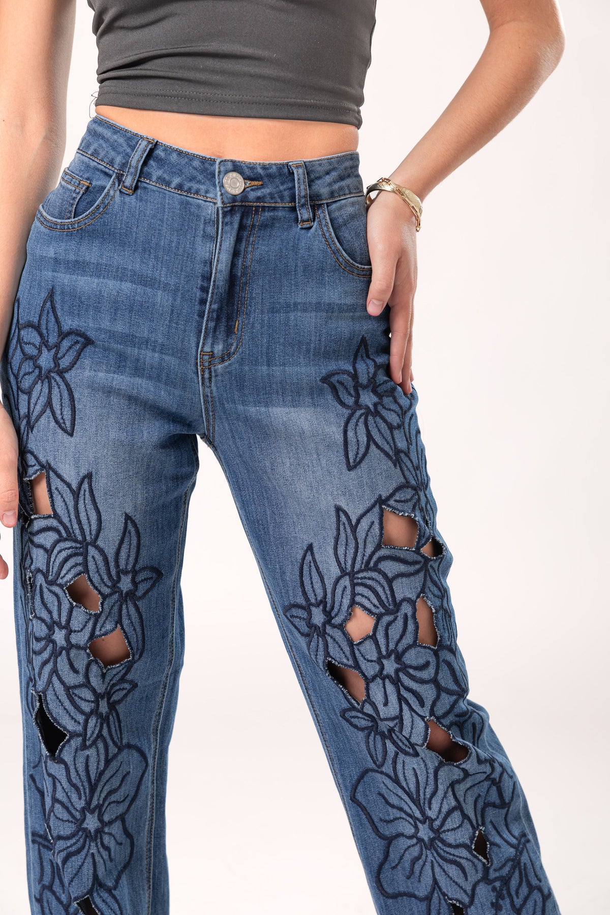 Yolanda | Pantalón wide leg azul con bordado