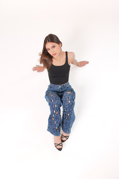 Yolanda | Pantalón wide leg azul con bordado