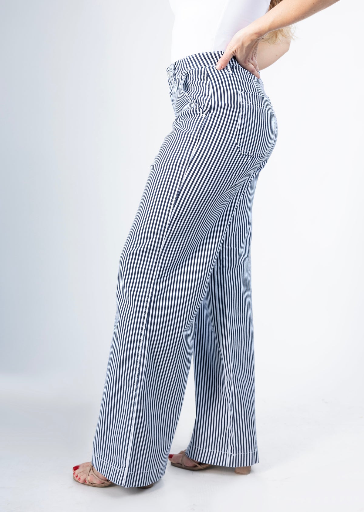 Marisol | Pantalón wide leg azul marino y blanco