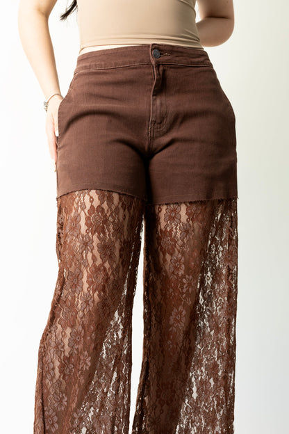 Rosario | Pantalón wide leg café con encaje floral