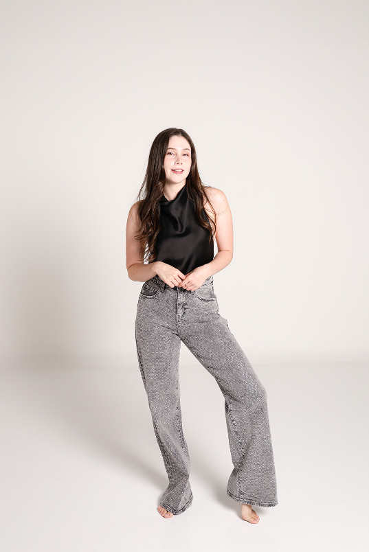 Estefanía | Pantalón wide leg gris con brillos