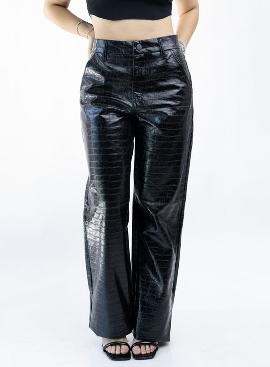 Sofía | Pantalón recto negro efecto piel