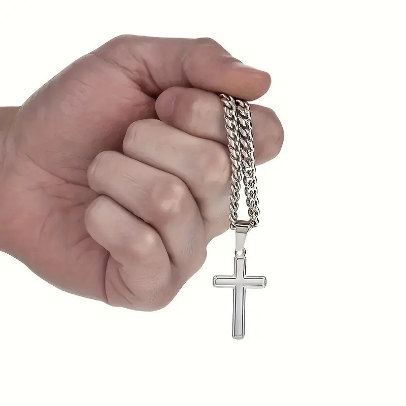Collar para hombre con colgante de cruz de acero inoxidable